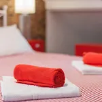 Large Studio Terrace, Principe Real, Wifi, Calm
